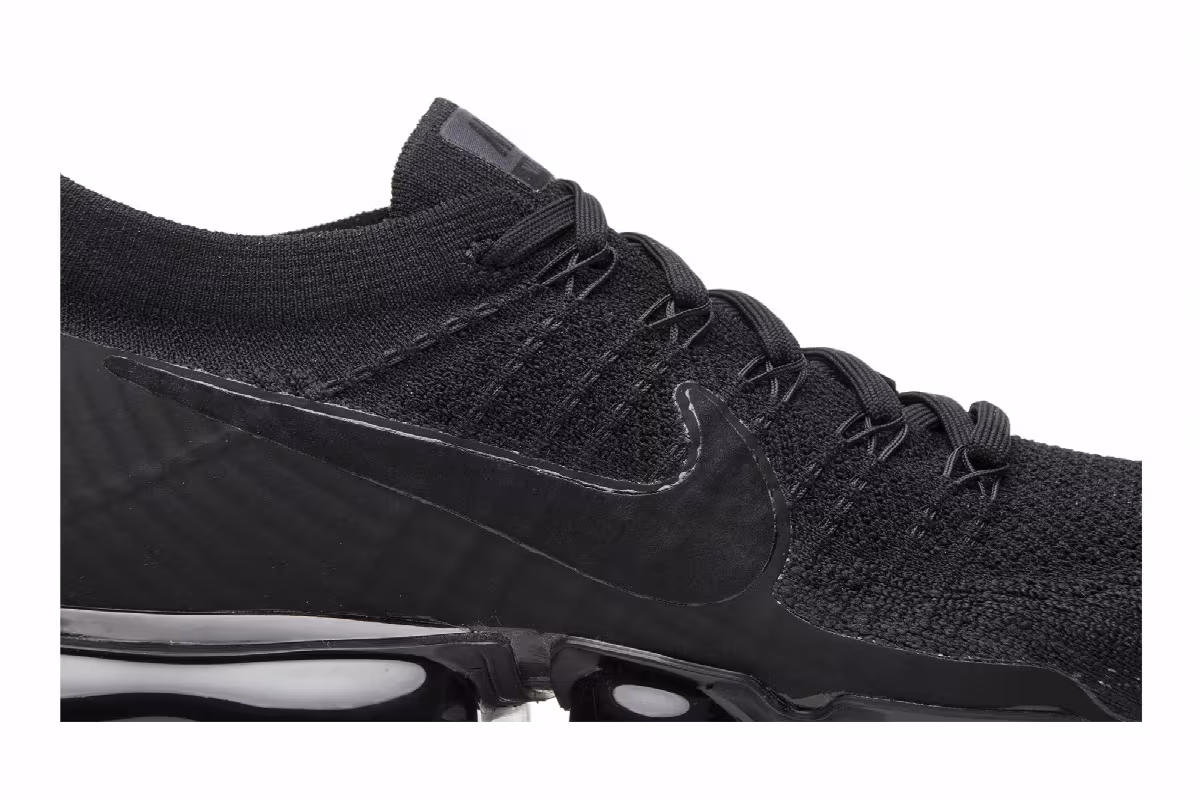 Nike Air VaporMax Triple Black 2.0, view 3