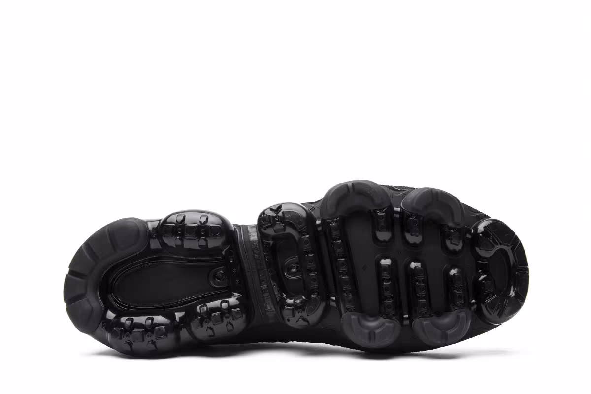 Nike Air VaporMax Triple Black 2.0, view 5