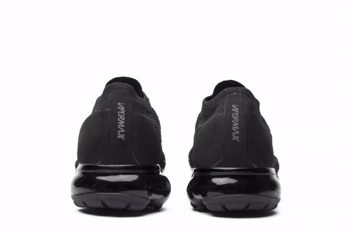 Nike Air VaporMax Triple Black 2.0, view 7