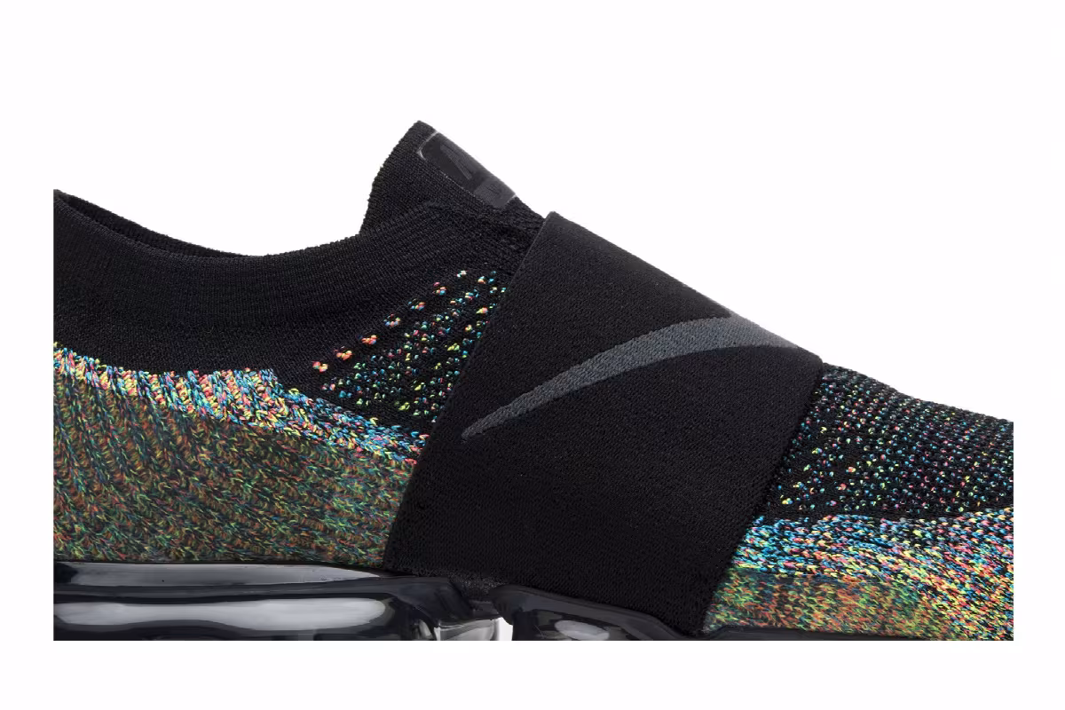 Nike Air VaporMax Moc Black Multi-Color, view 3