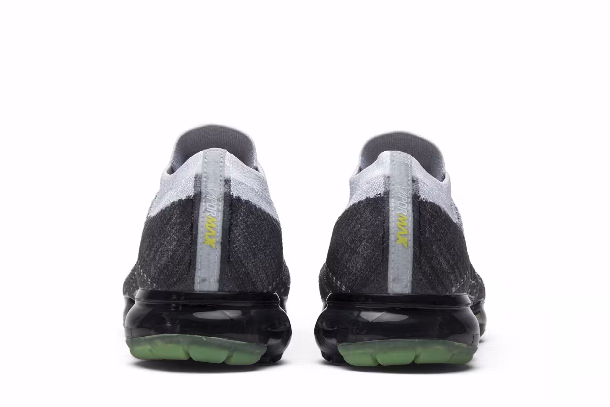 Nike Air VaporMax Heritage Pack, view 7