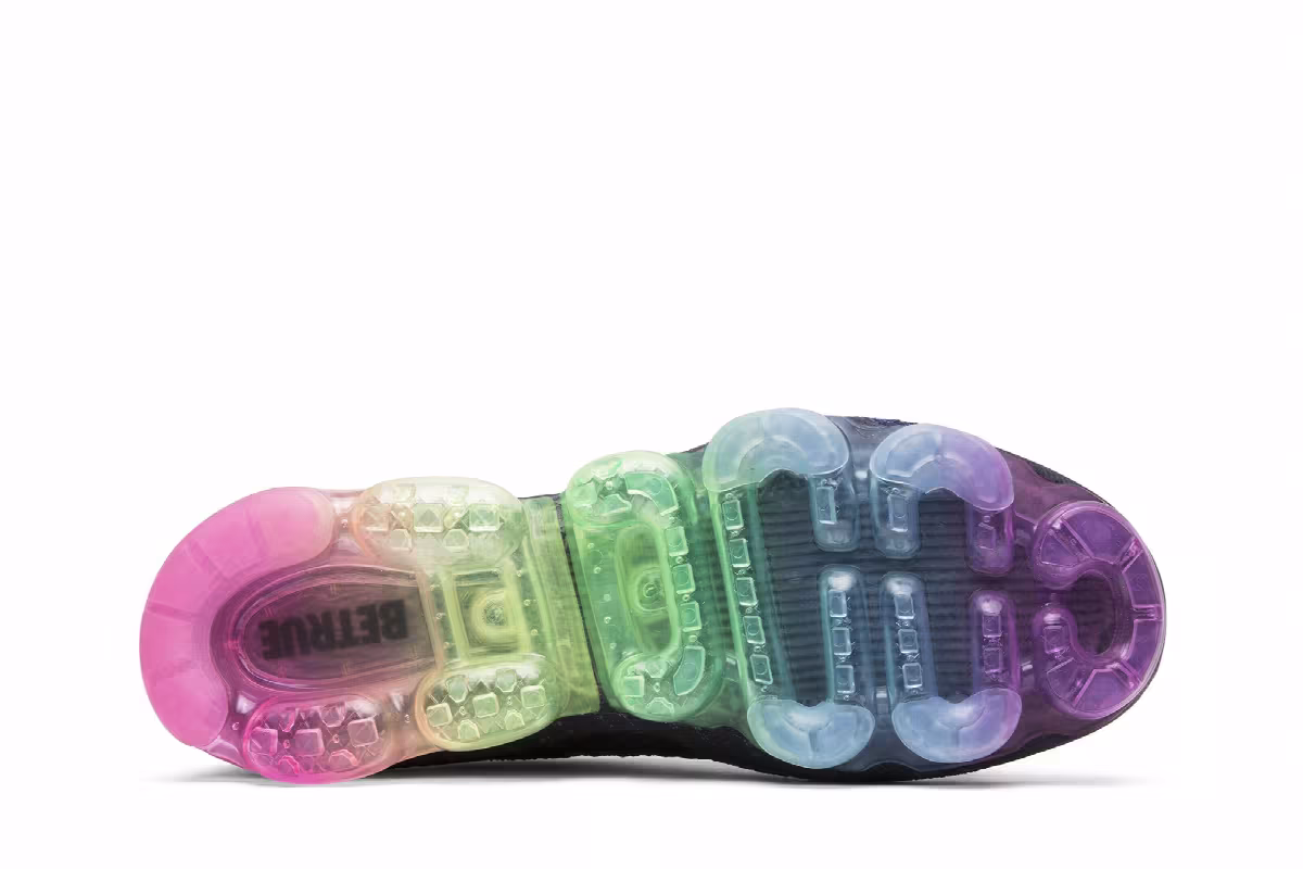 NikeLab Air VaporMax Be True, view 5