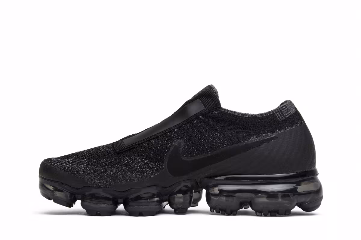 Comme des Garçons x Nike Women's Air VaporMax Black, view 4
