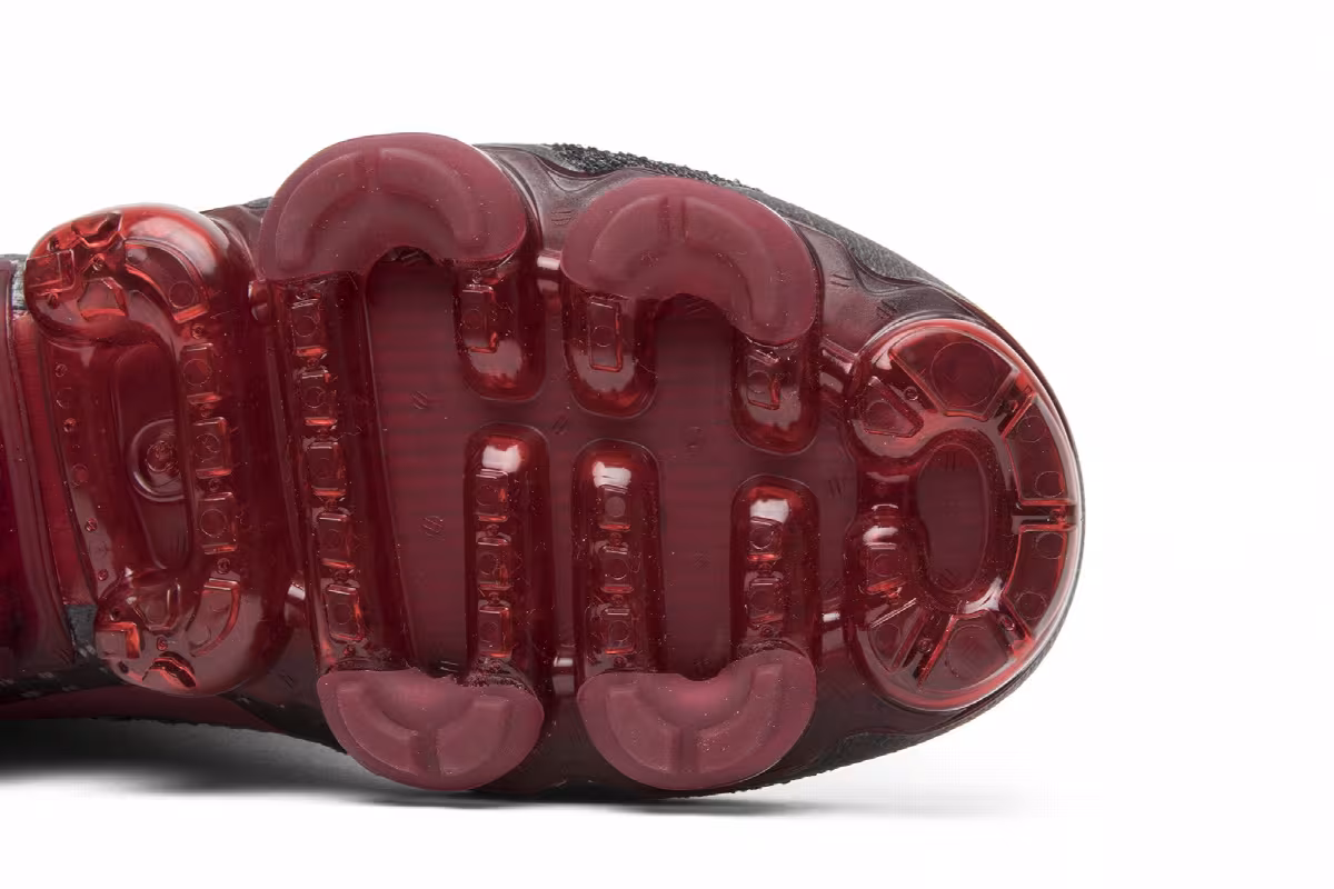 Nike Air VaporMax Bred, view 6