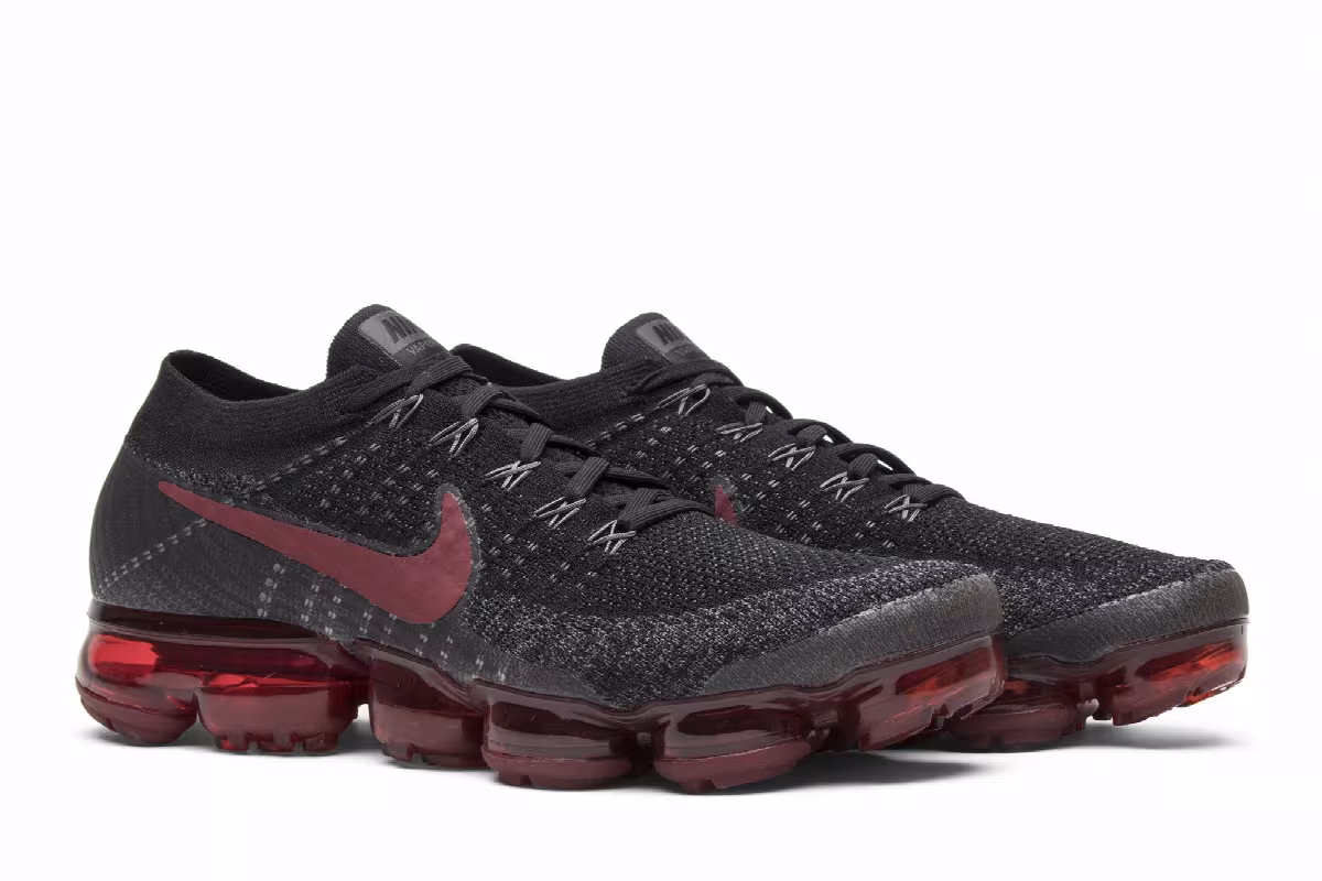 Nike Air VaporMax Bred, view 9