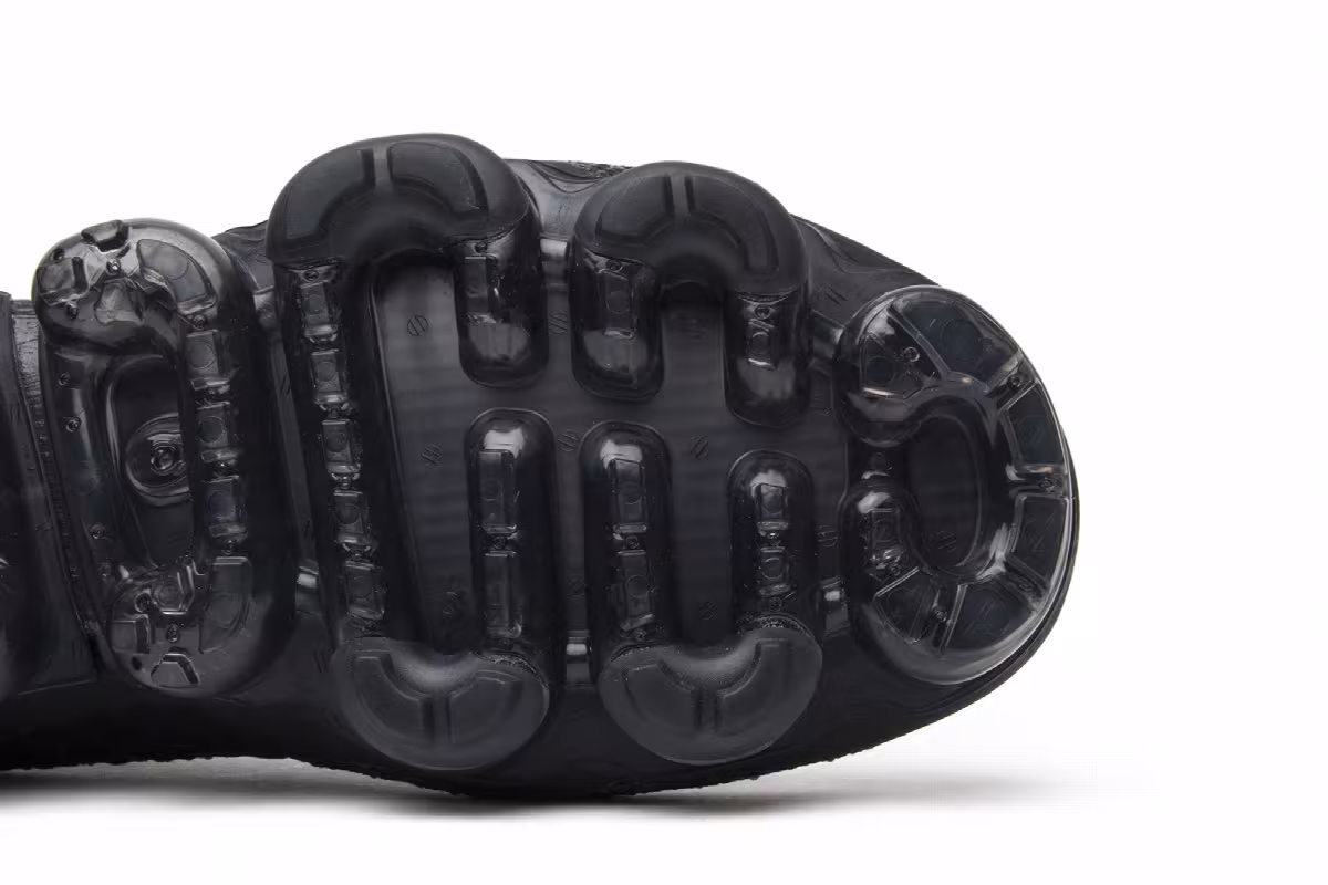 Nike Women's Air VaporMax Triple Black, view 6