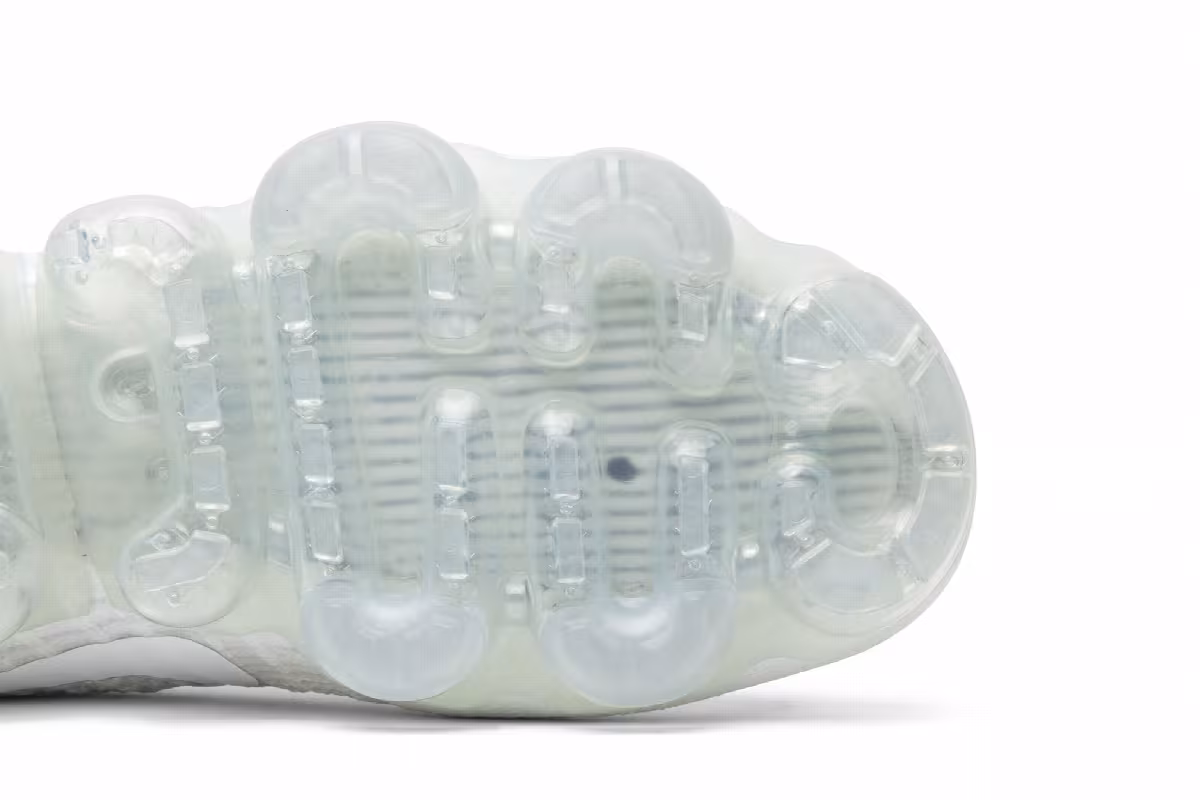 Nike Women's Air VaporMax White Christmas, view 6