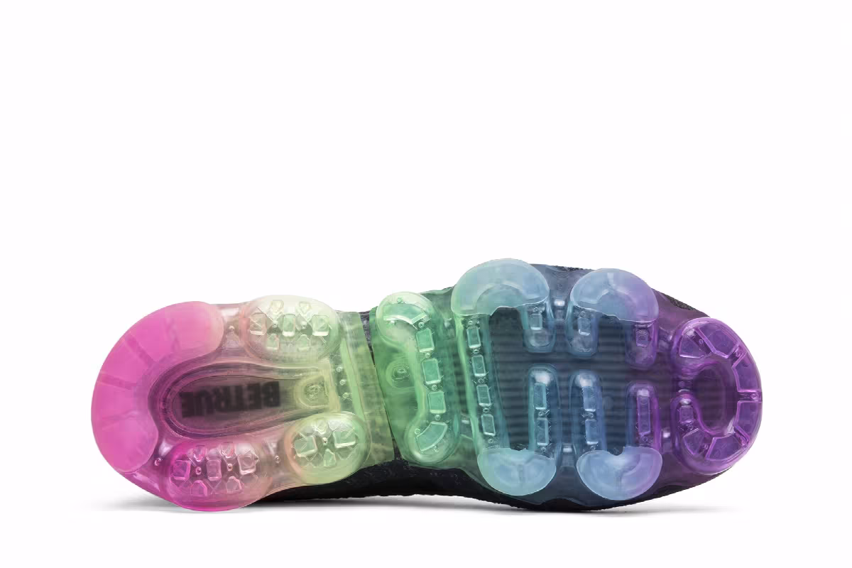 NikeLab Women's Air VaporMax Be True, view 5