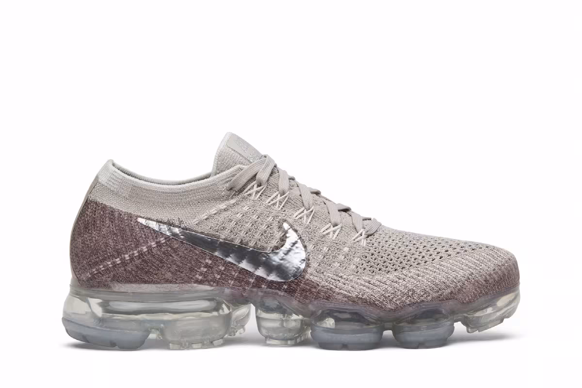 Nike Women's Air VaporMax String, view 2
