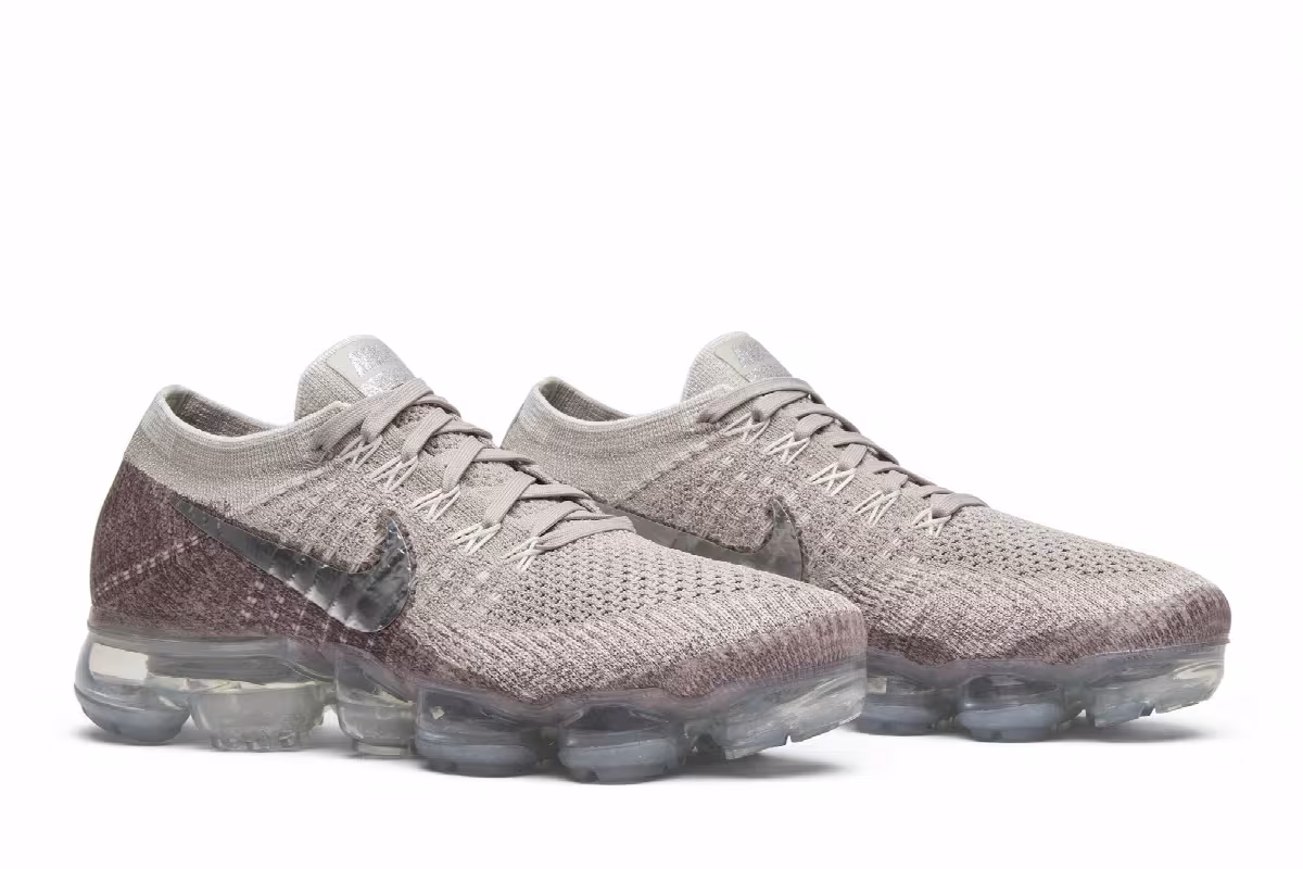 Nike Women's Air VaporMax String, view 9