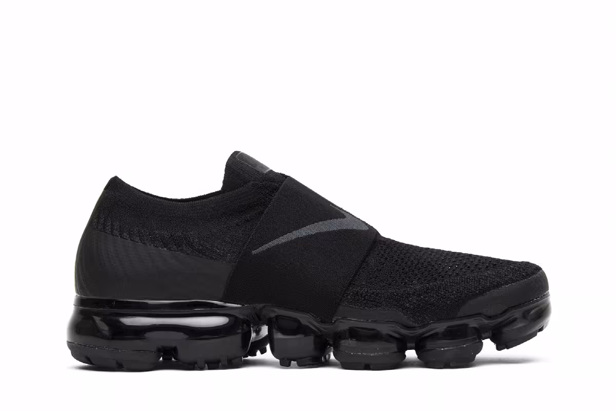 Nike Women's Air VaporMax Moc Triple Black, view 2