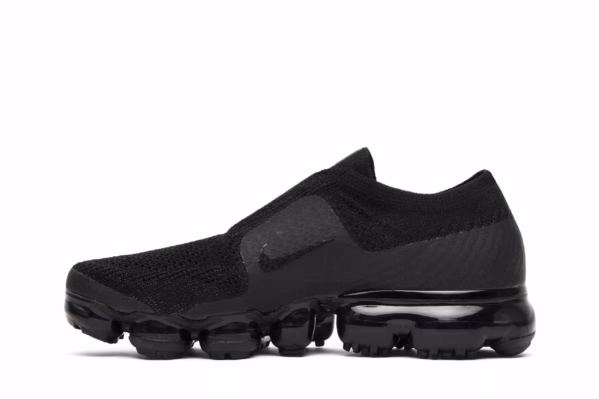 Nike Women's Air VaporMax Moc Triple Black, view 4