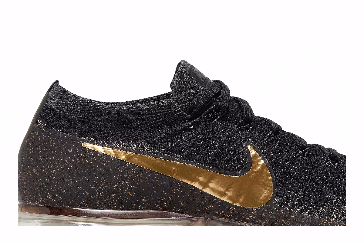 Nike Air VaporMax Metallic Pack, view 3