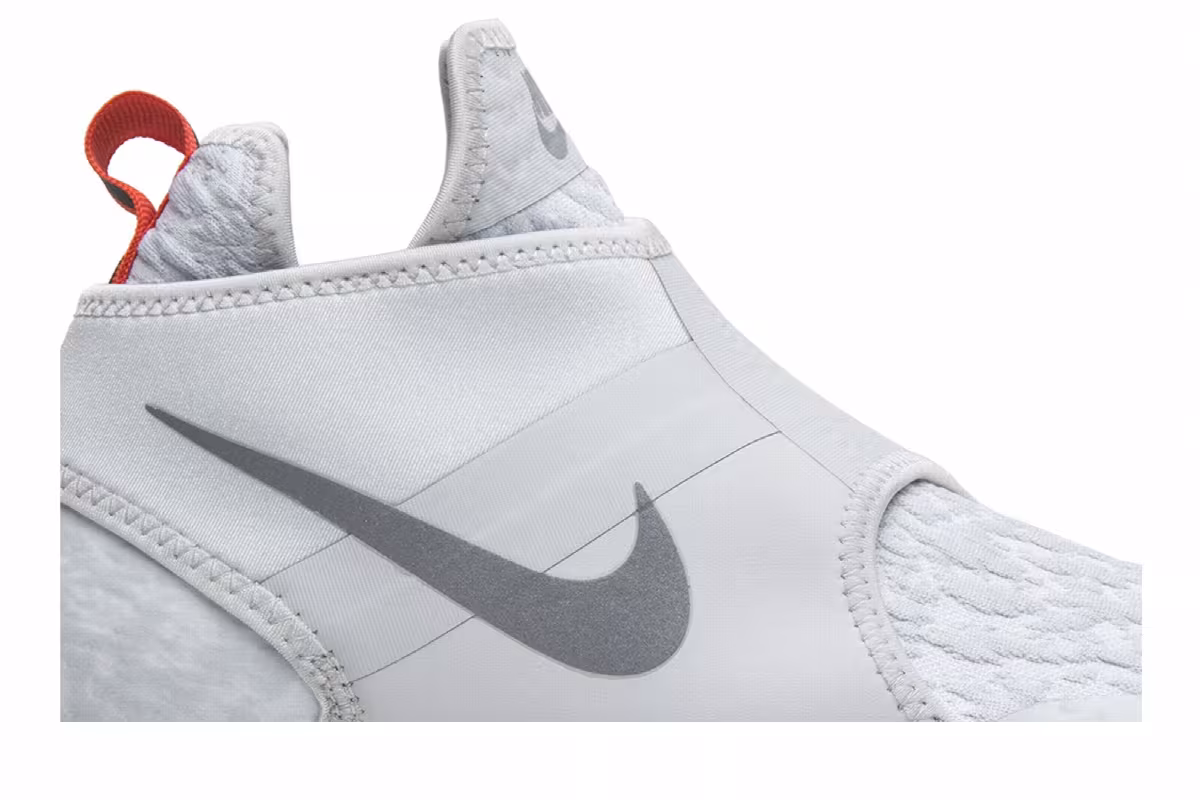 Nike Air VaporMax Chukka Slip Pure Platinum, view 3