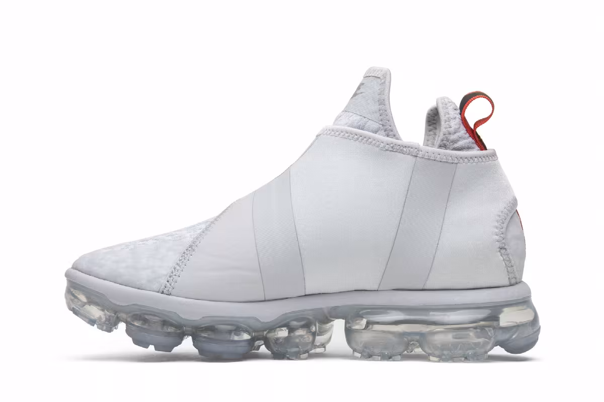Nike Air VaporMax Chukka Slip Pure Platinum, view 4