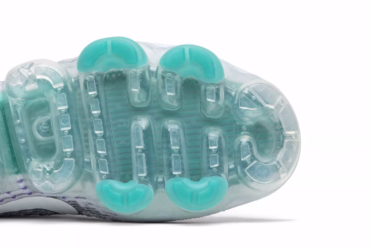 Nike Women's Air VaporMax Heritage Pack, view 6