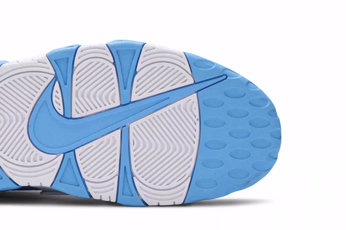 Nike Air More Uptempo University Blue, view 6
