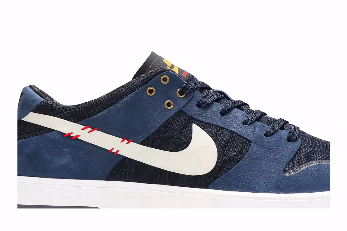 Nike SB Zoom Dunk Elite Low Sean Malto, view 3
