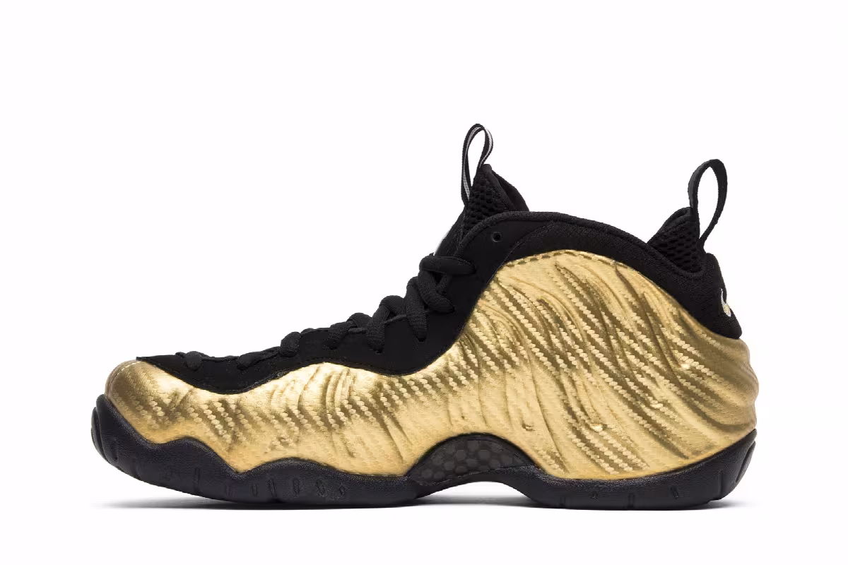 Nike Air Foamposite Pro Metallic Gold, view 4