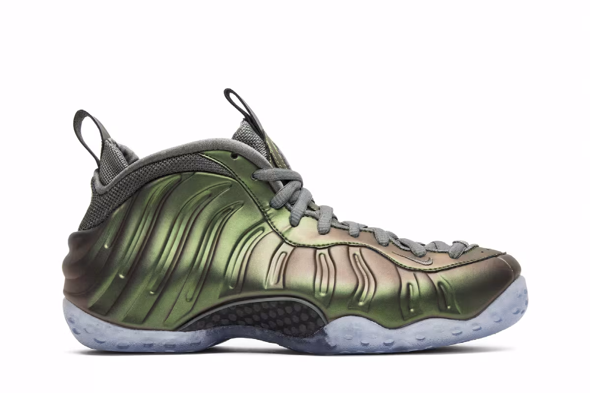 Nike Women's Air Foamposite One Shine, view 2