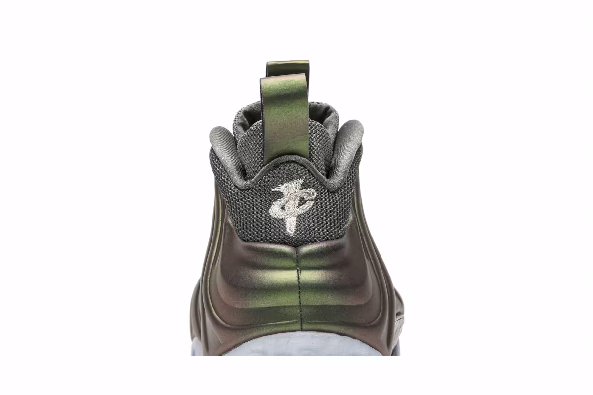 Nike Women's Air Foamposite One Shine, view 8