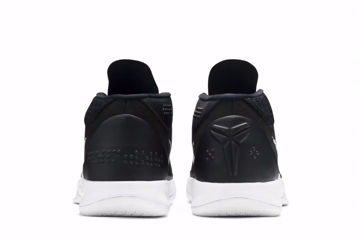 Nike Kobe A.D. Mid Black, view 7