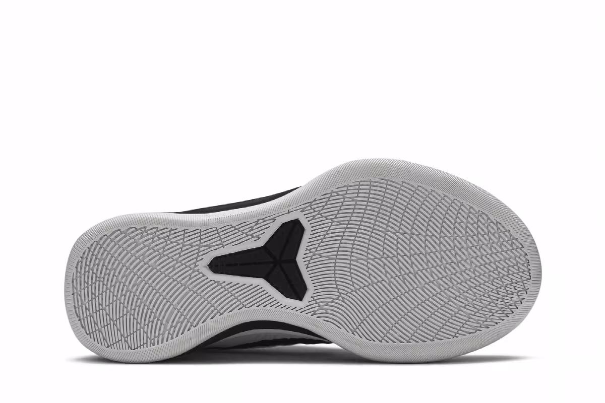 Nike Kobe A.D. Mid White, view 5