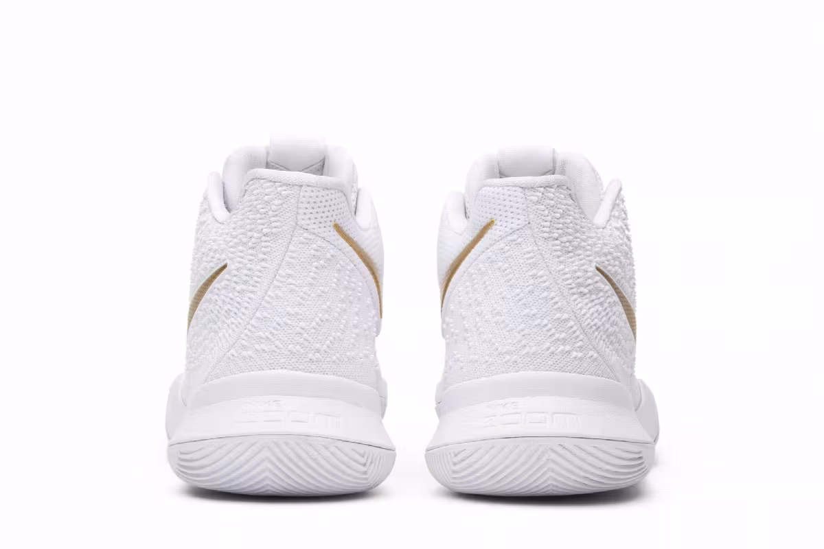 Nike Kyrie 3 Finals, view 7