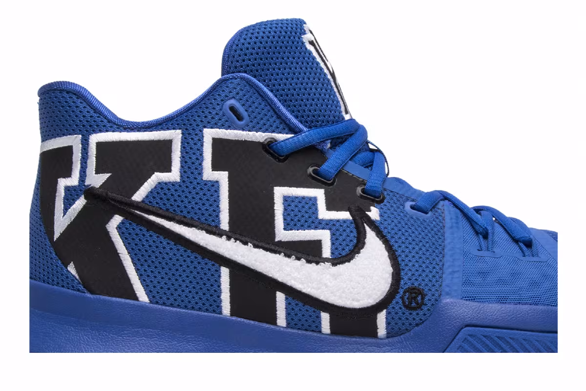 Nike Kyrie 3 Duke, view 3