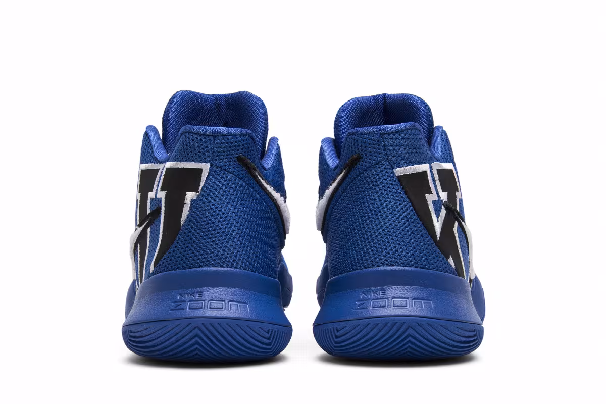 Nike Kyrie 3 Duke, view 7