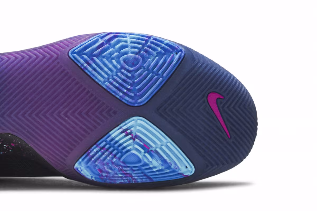 Nike Kyrie 3 Flip the Switch, view 6