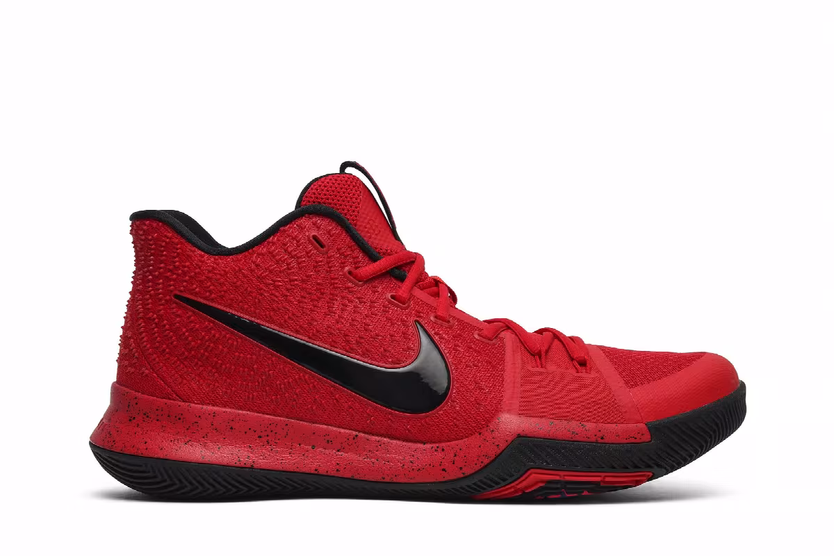 Nike Kyrie 3 Candy Apple, view 2