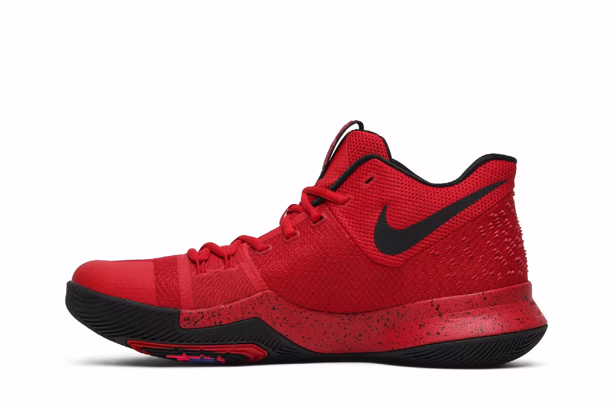Nike Kyrie 3 Candy Apple, view 4