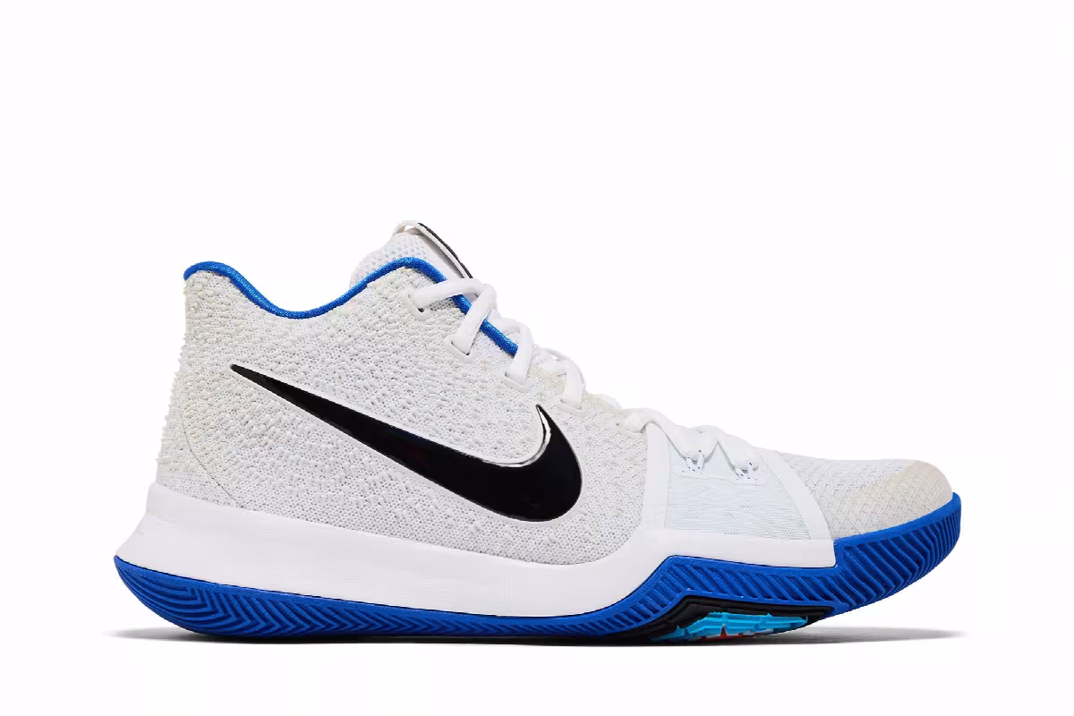 Nike Kyrie 3 Duke, view 2