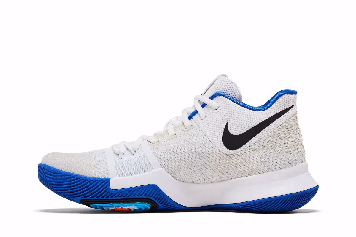 Nike Kyrie 3 Duke, view 4