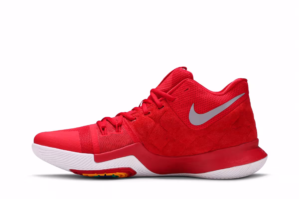 Nike Kyrie 3 University Red, view 4