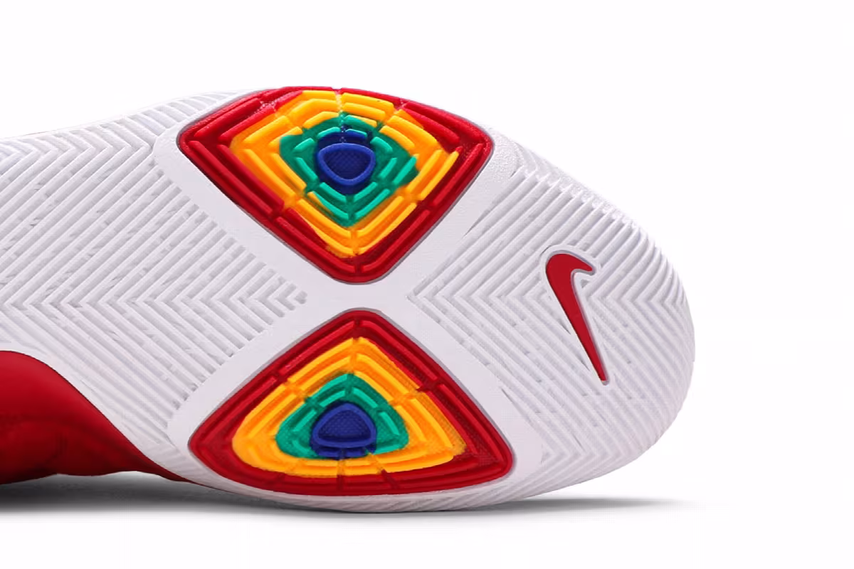 Nike Kyrie 3 University Red, view 6