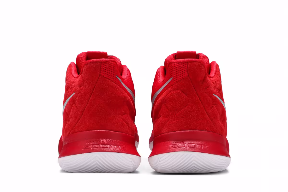 Nike Kyrie 3 University Red, view 7