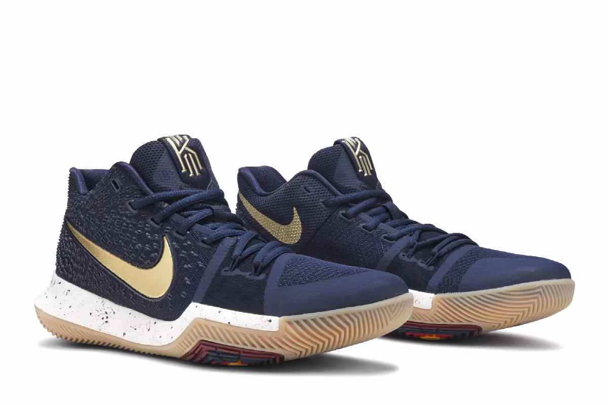 Nike Kyrie 3 Obsidian, view 9