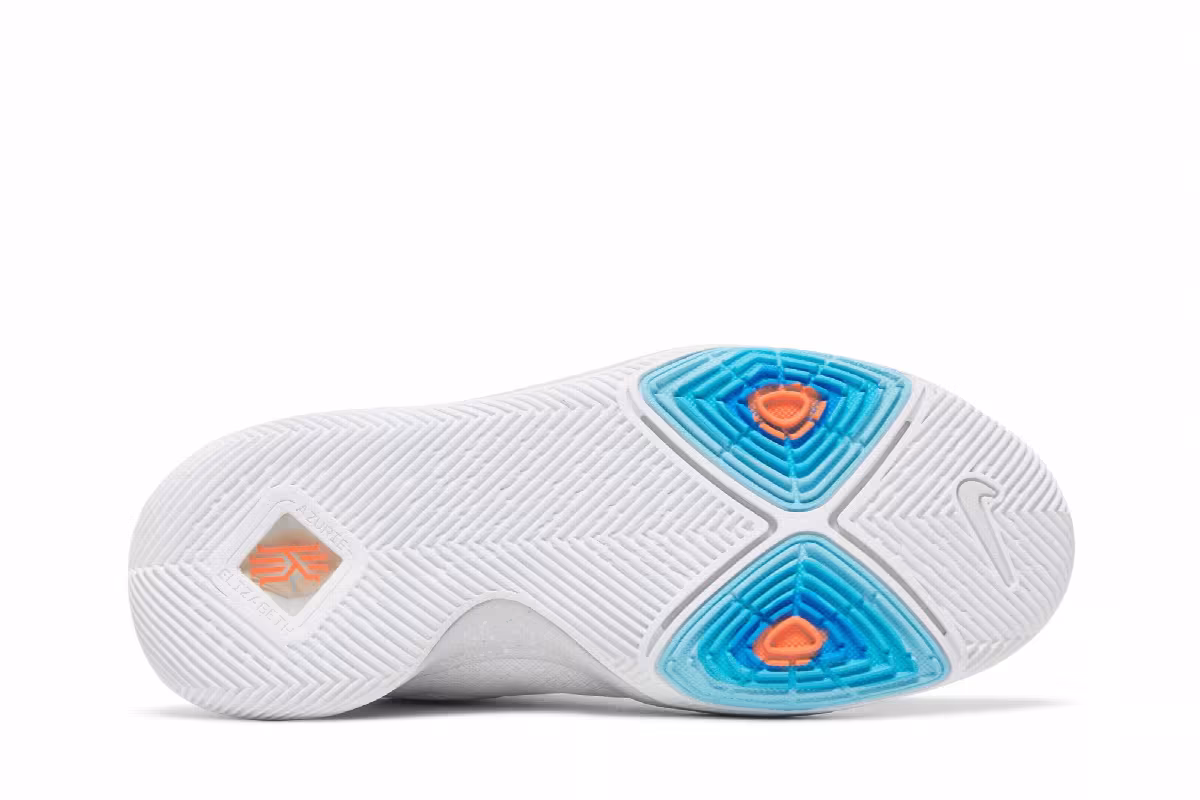 Nike Kyrie 3 GS Ivory, view 5