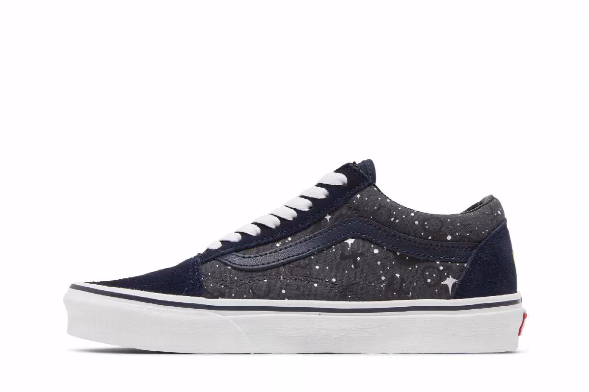 Sailor Moon x Vans Old Skool Pretty Guardian - Parisian Night, view 4