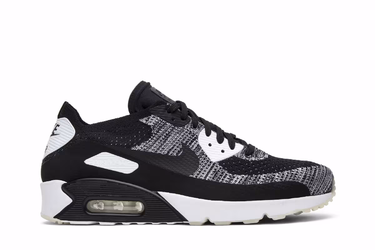 Nike Air Max 90 Ultra 2.0 Flyknit Oreo, view 2