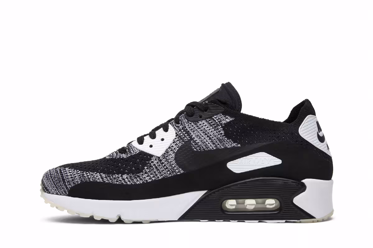 Nike Air Max 90 Ultra 2.0 Flyknit Oreo, view 4