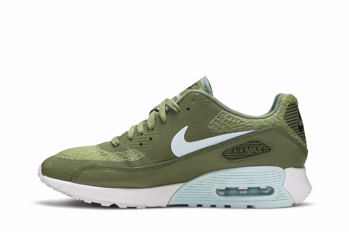 Nike Women's Air Max 90 Ultra 2.0 Palm Green, view 4