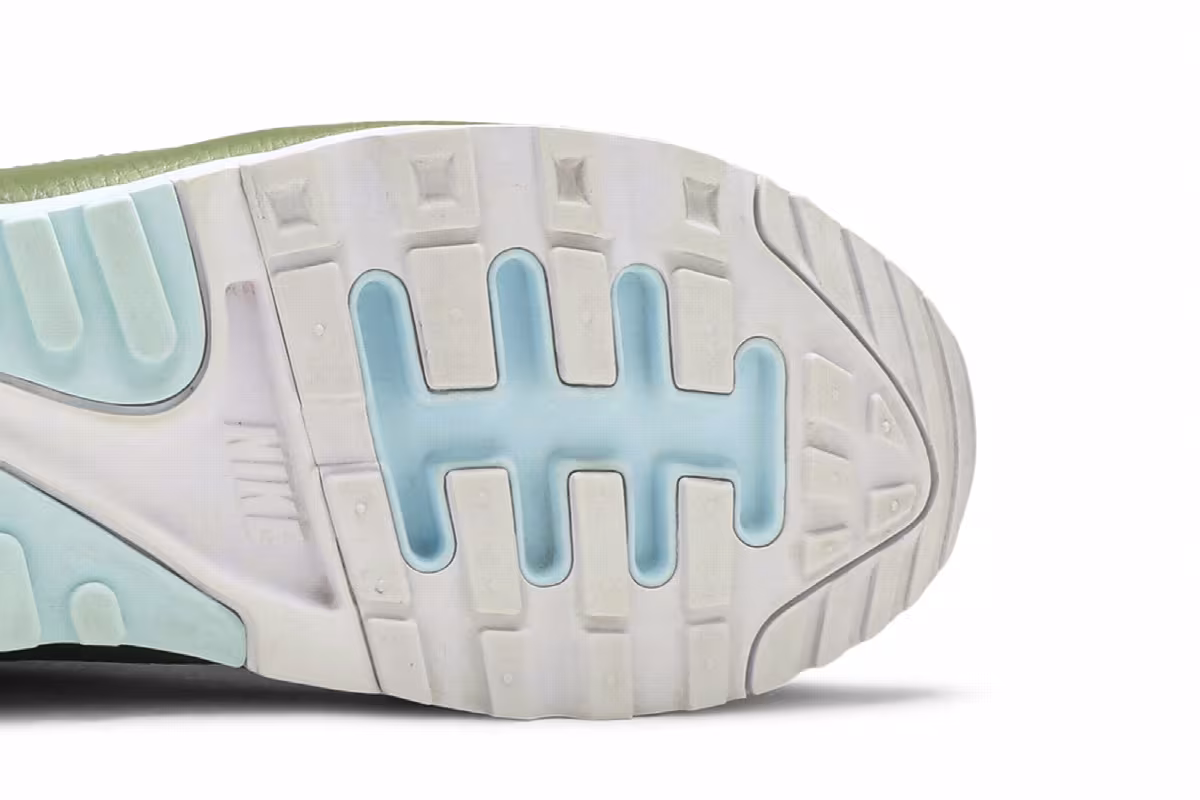 Nike Women's Air Max 90 Ultra 2.0 Palm Green, view 6