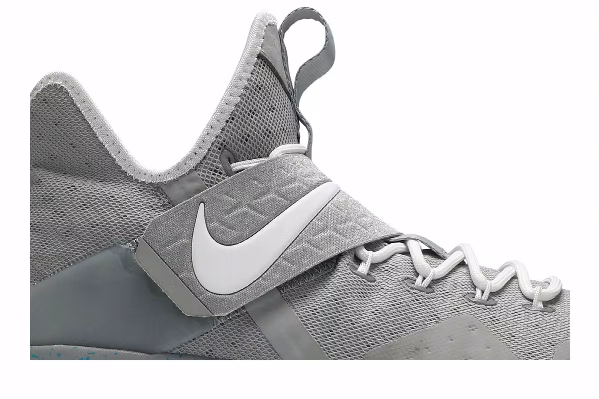 Nike LeBron 14 MAG, view 3