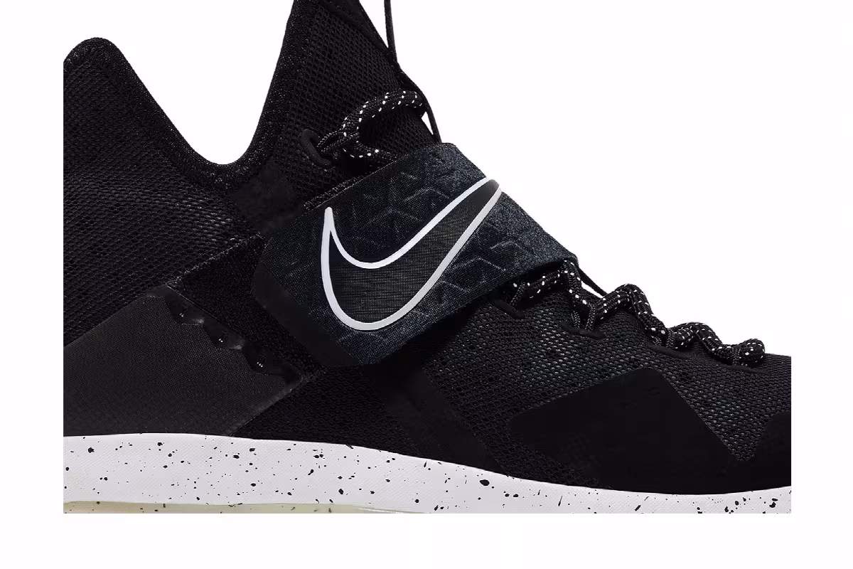Nike LeBron 14 EP Chase Down, view 3