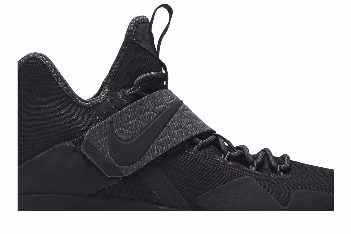 Nike LeBron 14 Limited Zero Dark Thirty, view 3