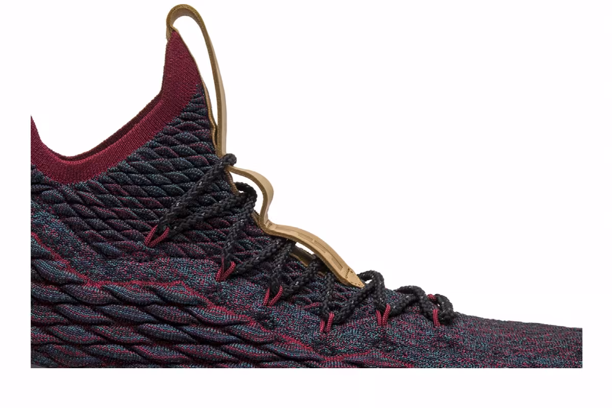 Nike LeBron 15 New Heights, view 3