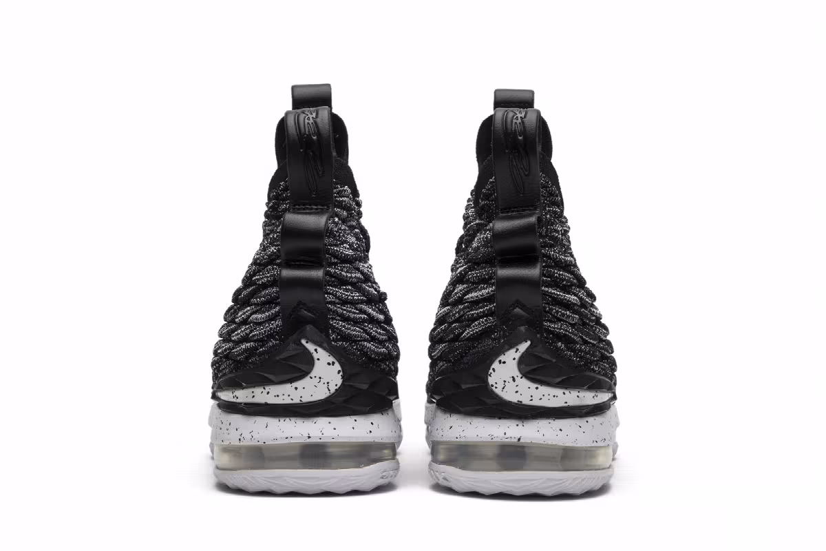 Nike LeBron 15 Ashes, view 7